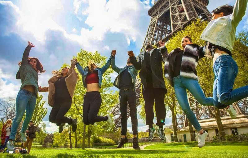Fun Ways to Travel Together: Creative Group Trip Ideas
