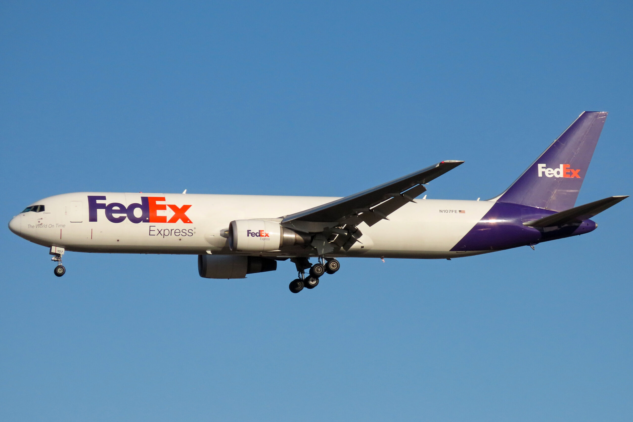 FedEx: A Complete Guide to Services, Shipping, Tracking, and Costs